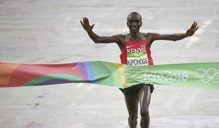 Queniano vence maratona olímpica do Rio; brasileiro melhor colocado fica em 15º