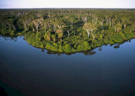 Bolsonaro lança projeto de recuperação do Rio Araguaia